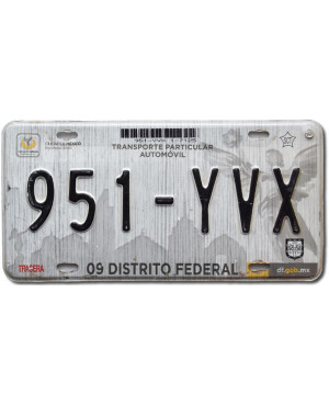 Mexikói rendszám Distrito Federal 951-YVX