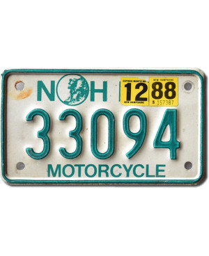 Motoros amerikai rendszám New Hampshire 33094