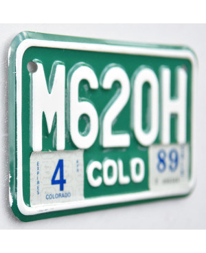 Motoros amerikai rendszám Colorado M620H