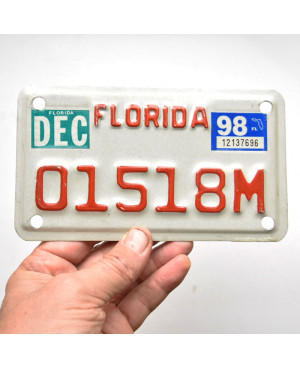 Motoros amerikai rendszám Florida 01518M