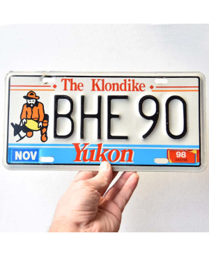 Kanadai rendszám Yukon The Klondike BHE 90