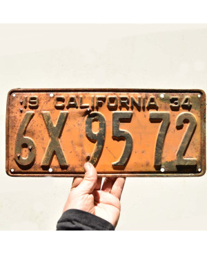 Amerikai rendszám California 1934 Yellow 6X 9572