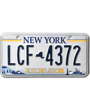 Amerikai rendszám New York Excelsior LCF 4372