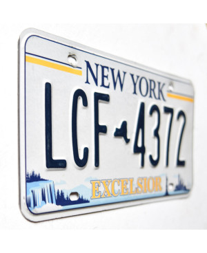 Amerikai rendszám New York Excelsior LCF 4372