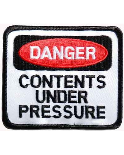 Motoros rátét Danger Under pressure 9 cm x 8 cm