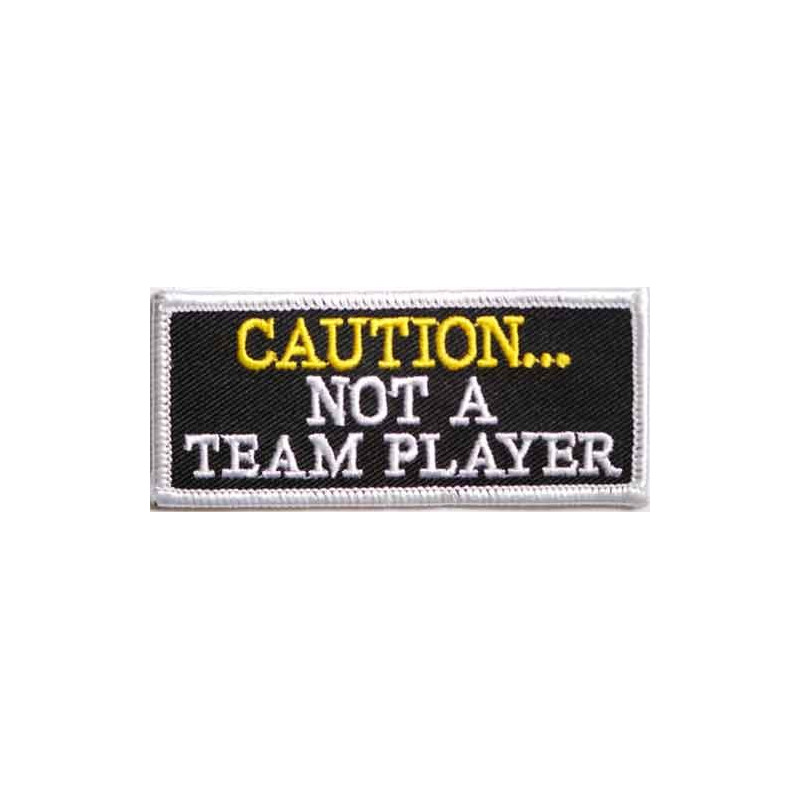 Motoros rátét Caution Im not Team player 9 cm x 3,5 cm