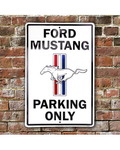 Fém tábla Ford Mustang Parking 30 cm x 45 cm