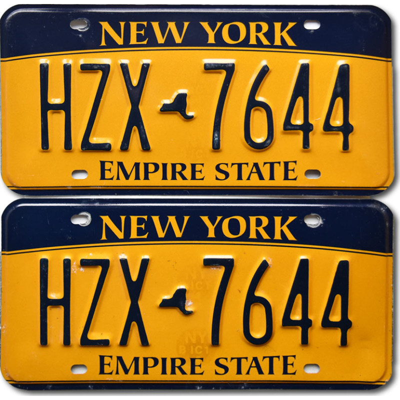 Amerikai rendszám New York HZX 7644 pár