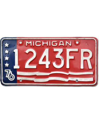 Amerikai rendszám Michigan 1976 Stars 1243FR